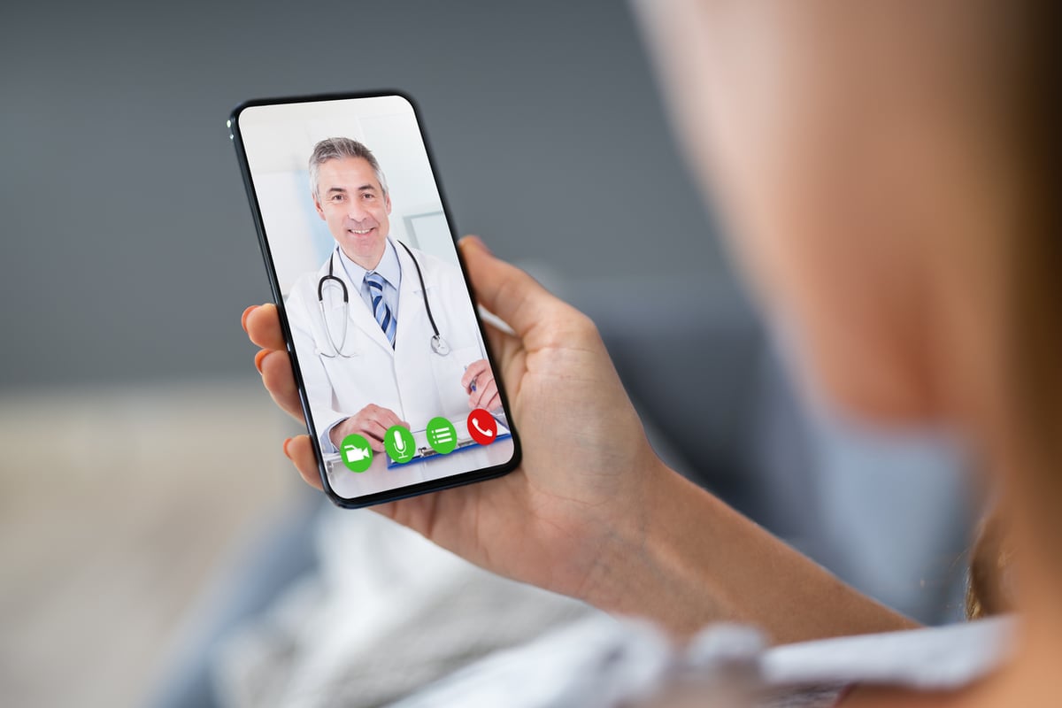 TODO LO QUE DEBE SABER ACERCA DE LAS CONSULTAS EN LÍNEA TODO LO QUE DEBE SABER ACERCA DE LAS CONSULTAS EN LÍNEA